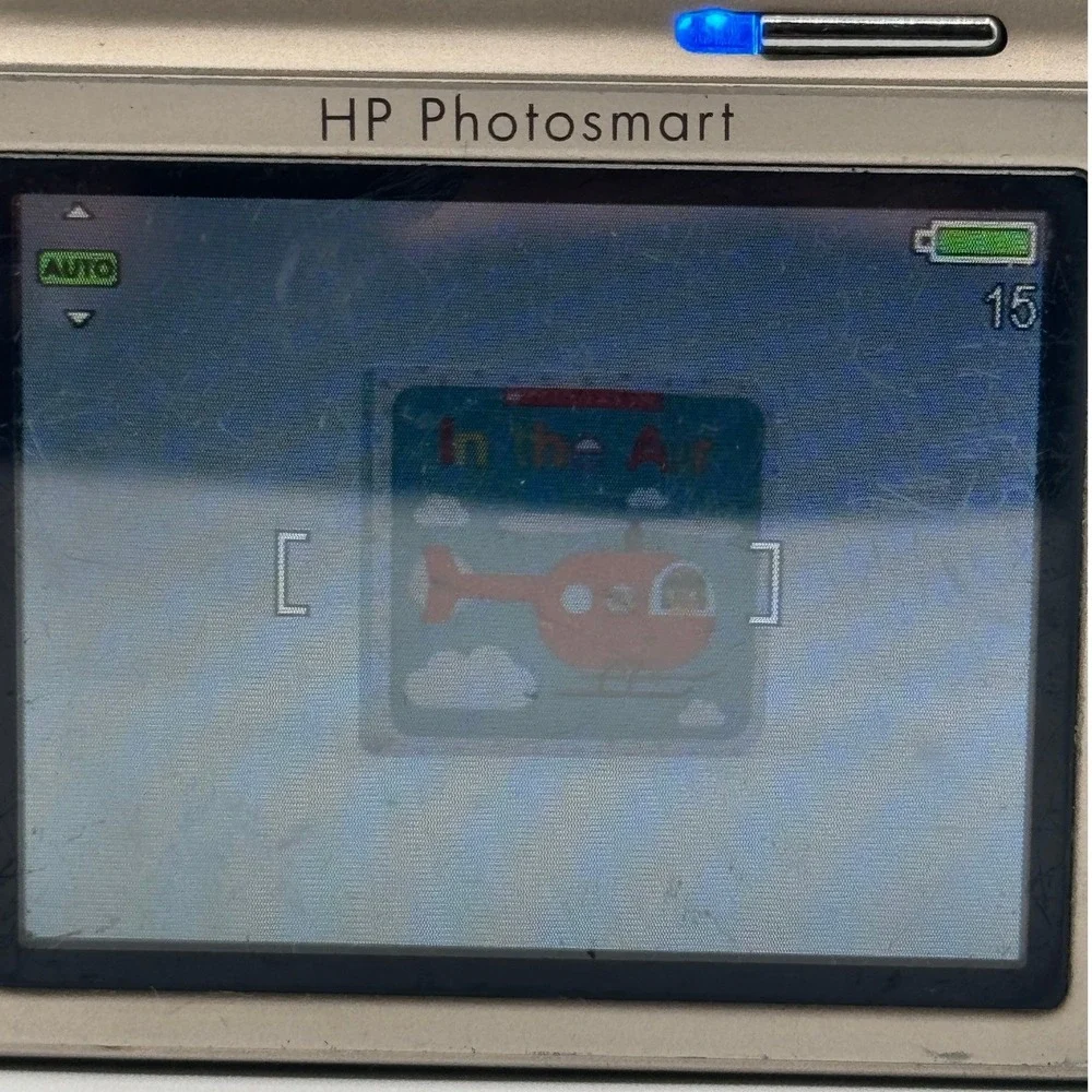 HP Photosmart R727 Digital Camera 6.2MP 3x‎ Optical Zoom Silver FCLSD-0603